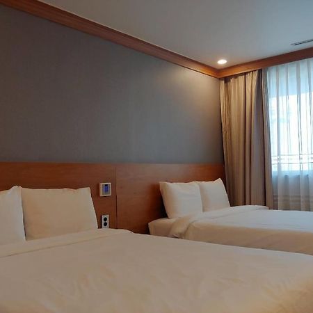 Dawn Beach Hotel Пусан Экстерьер фото