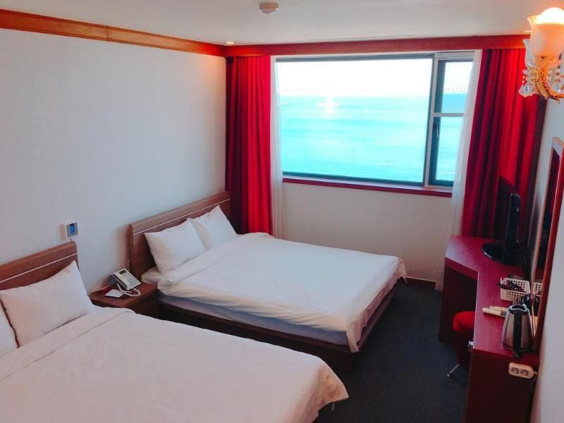 Dawn Beach Hotel Пусан Экстерьер фото