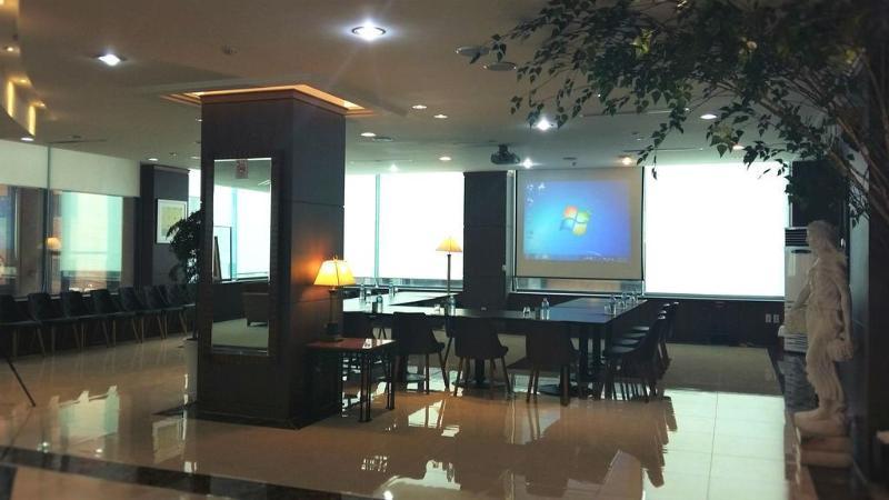 Dawn Beach Hotel Пусан Экстерьер фото